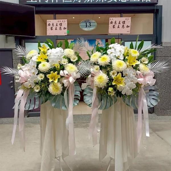 喪事花籃F 榛馨花藝版權所有.jpg